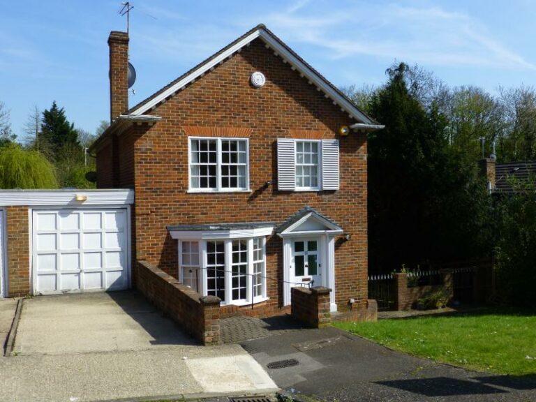 Greenheys Close, Northwood