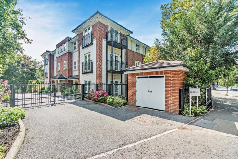 Green Lane, Northwood