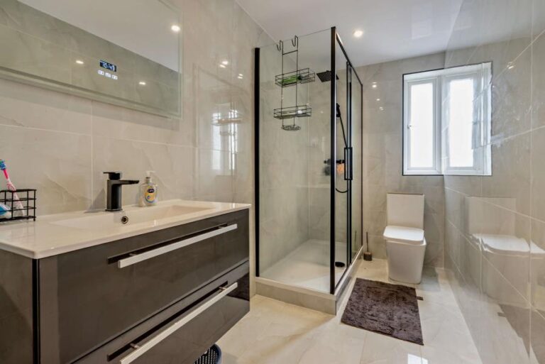 Green Lane, Northwood