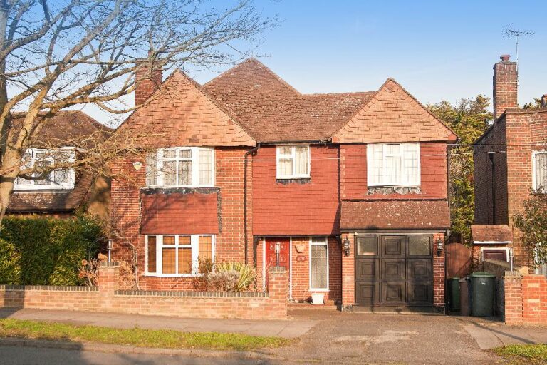 Blythwood Road, Pinner