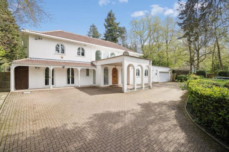 Sandy Lane, Northwood