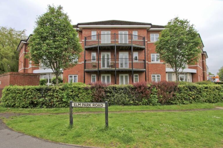 Viewpoint Court, Pinner
