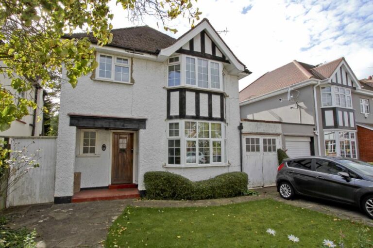 Hazeldene Drive, Pinner