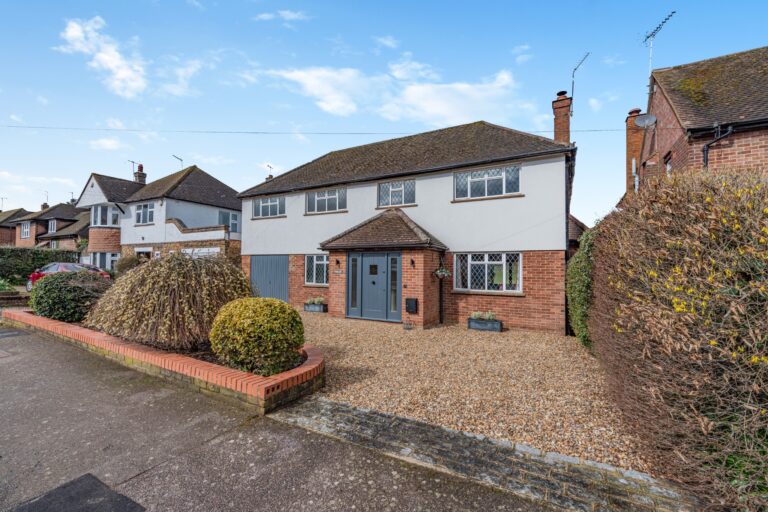 St Peters Way, Chorleywood, Herts, WD3