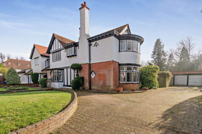 Royston Park Road, Hatch End, Pinner HA5