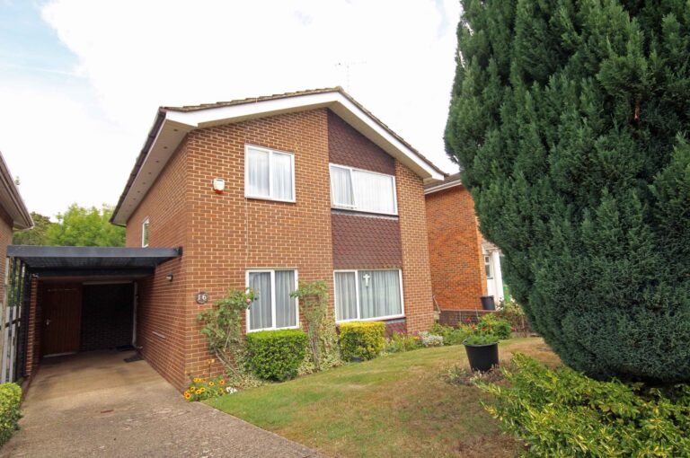 Wrenwood Way, Pinner, Middlesex HA5