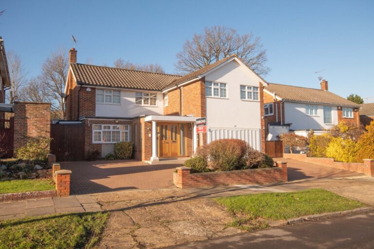 Albury Drive, Pinner, HA5