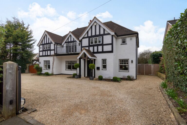 Shire Lane, Chorleywood, WD3