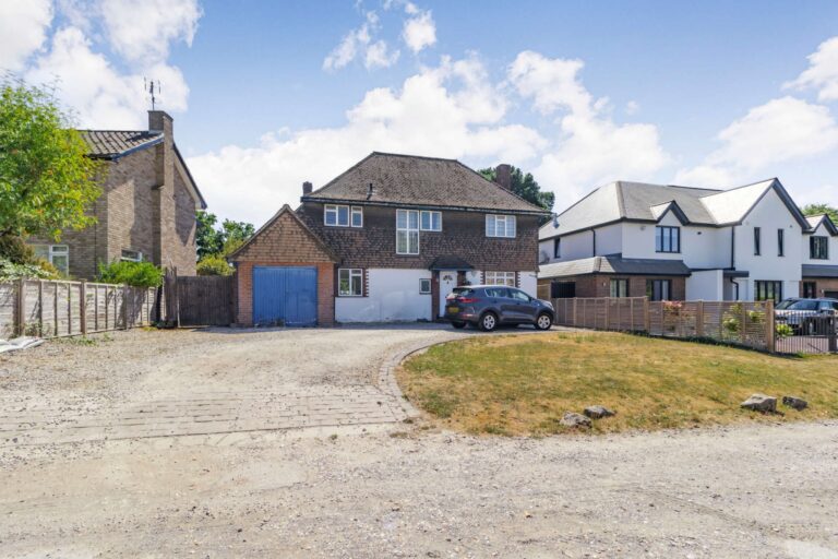 Clonard Way, Hatch End, Pinner HA5