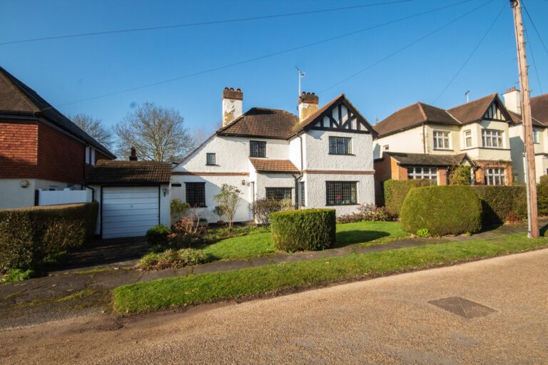 Oakhill Avenue, Pinner, Middlesex HA5