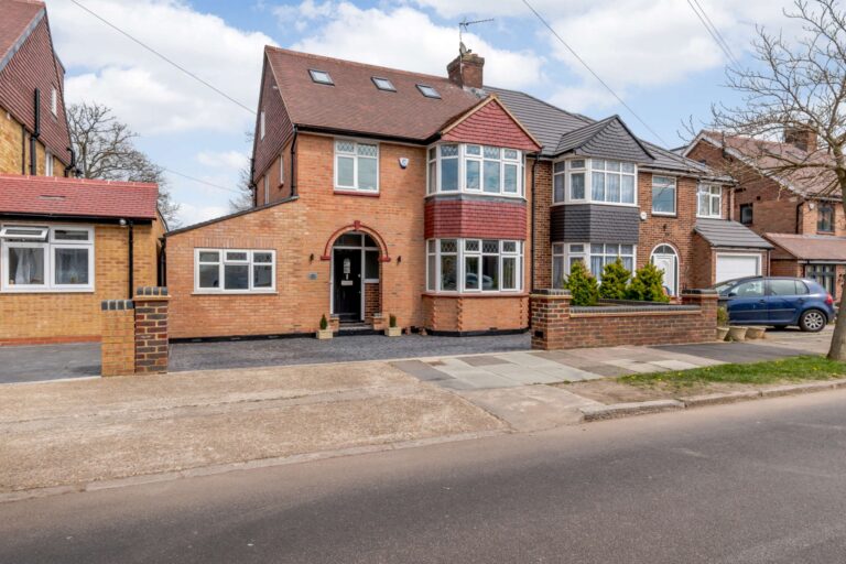 Greystoke Avenue, Pinner, HA5