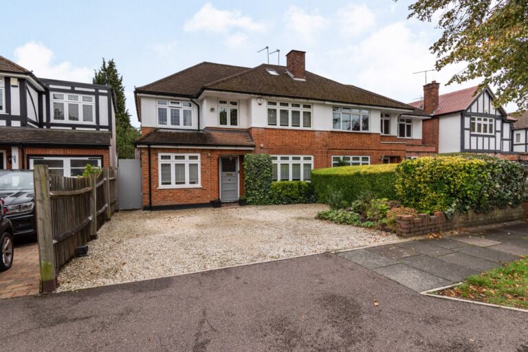 Sherington Avenue,Hatch End, Pinner, HA5