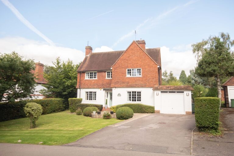 Hillside Road, Pinner Hill, HA5