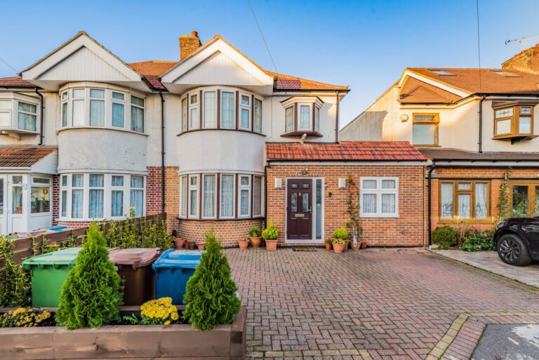 Chestnut Drive, Pinner, HA5