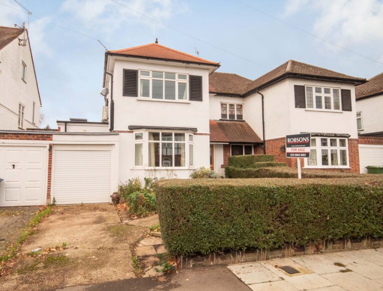 Dawlish Drive, Pinner, HA5