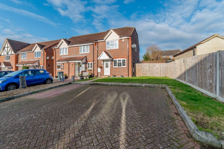 Broughton Way, Rickmansworth, WD3