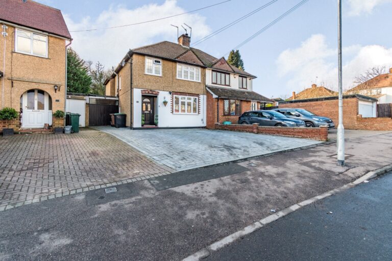 Woodland Road, Maple Cross, Rickmansworth, WD3