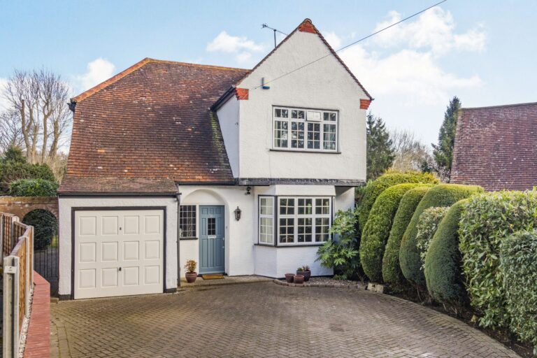 Highfield Way, Rickmansworth, WD3