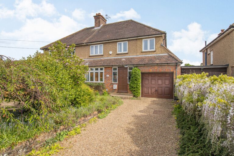 Bullsland Lane, Chorleywood, WD3