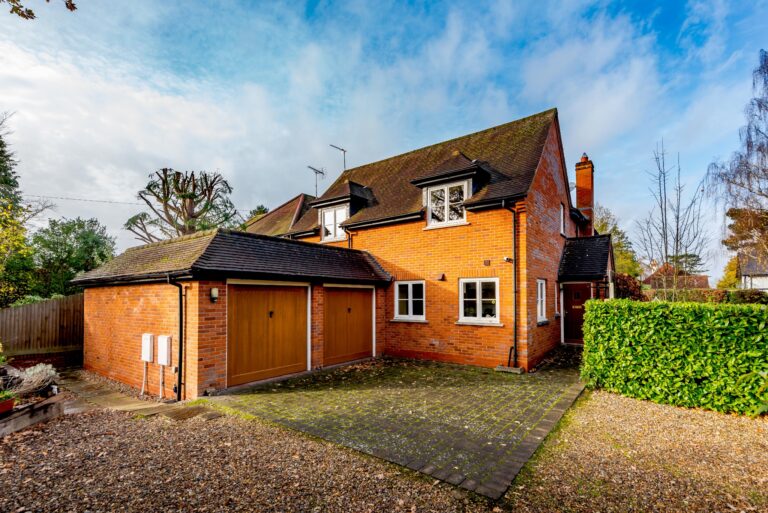 Shire Lane, Chorleywood, WD3