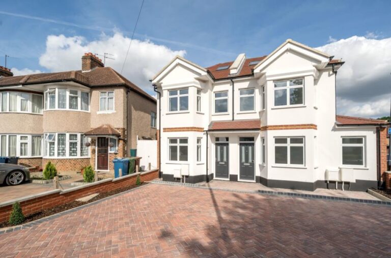 Cannon Lane, Pinner