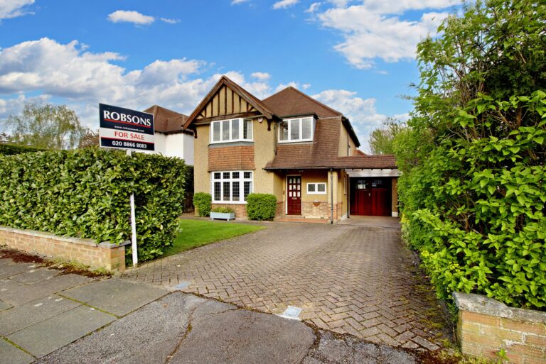 Towers Road, Pinner, HA5