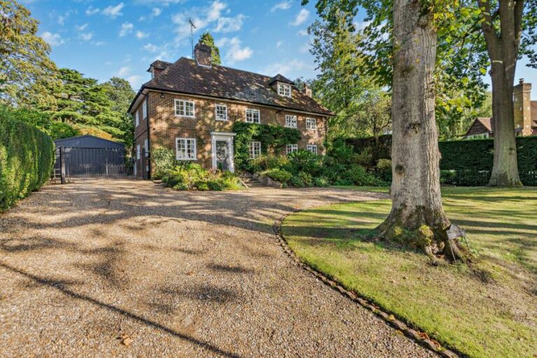 South View Road, Pinner