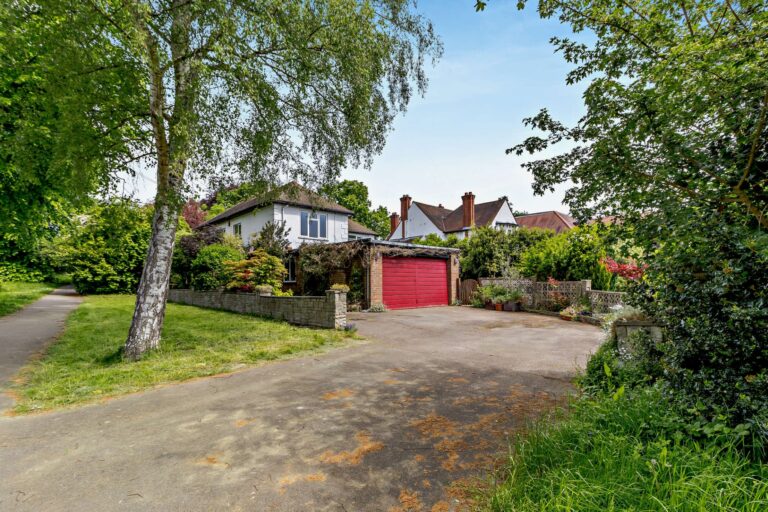 Waxwell Lane, Pinner, HA5