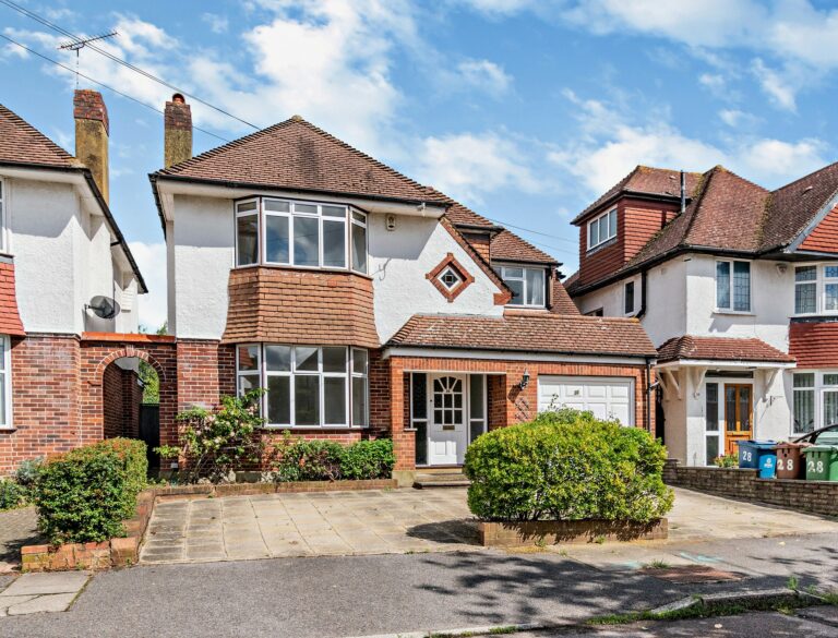 Glover Road, Pinner, HA5