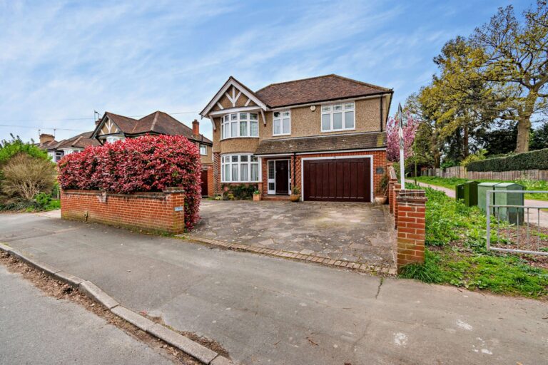 Kenilworth Drive, Croxley Green, WD3