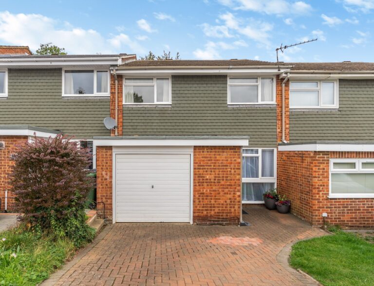 St Nicholas Close, Little Chalfont