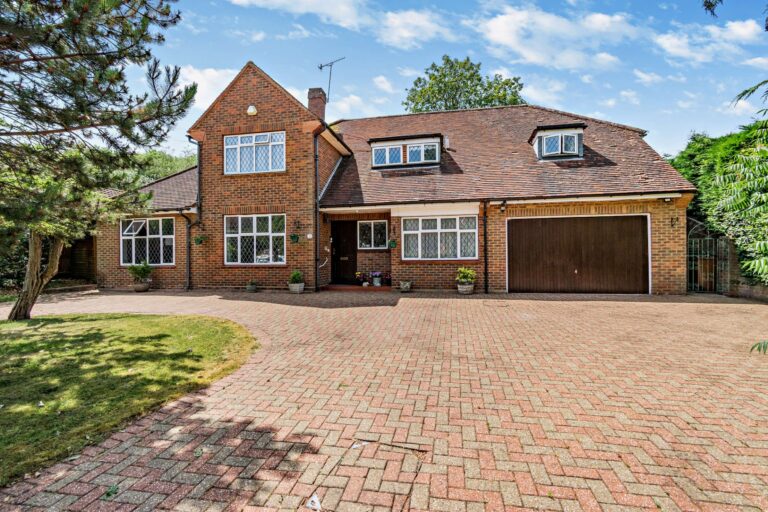 Waxwell Lane, Pinner, HA5