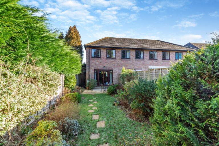 Hervines Court, Hervines Road, Amersham, HP6 5HH