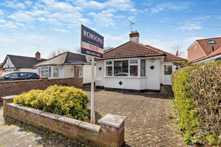 Hazelwood Drive, PInner