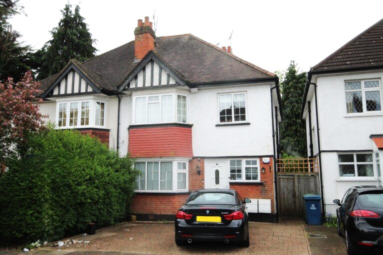 Meadow Road, Pinner, HA5