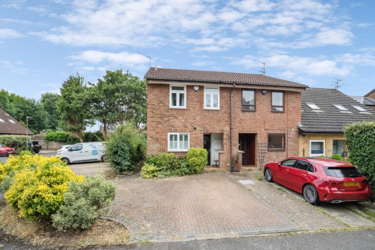 Clarkfield, Mill End, Rickmansworth, WD3