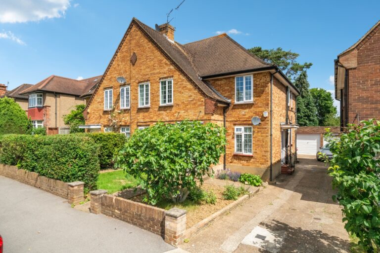 Tolcarne Drive, Pinner, HA5