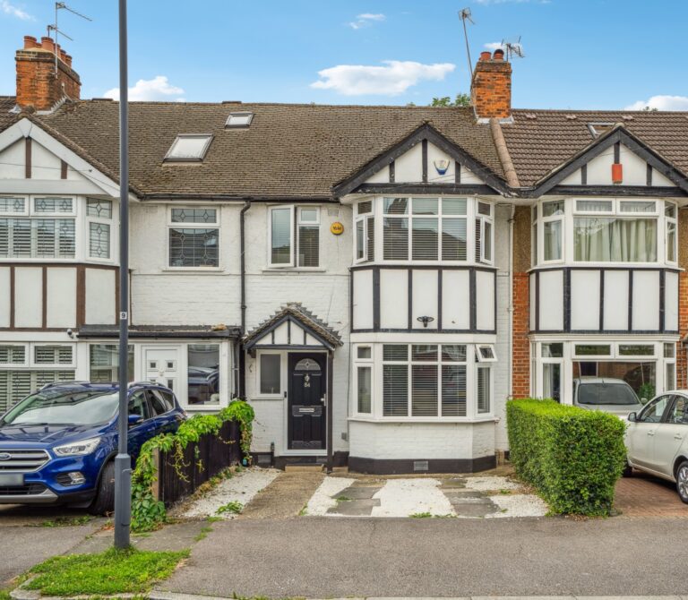 Durley Avenue, Pinner HA5