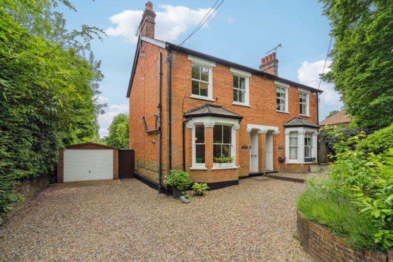 Shire Lane, Chorleywood, WD3