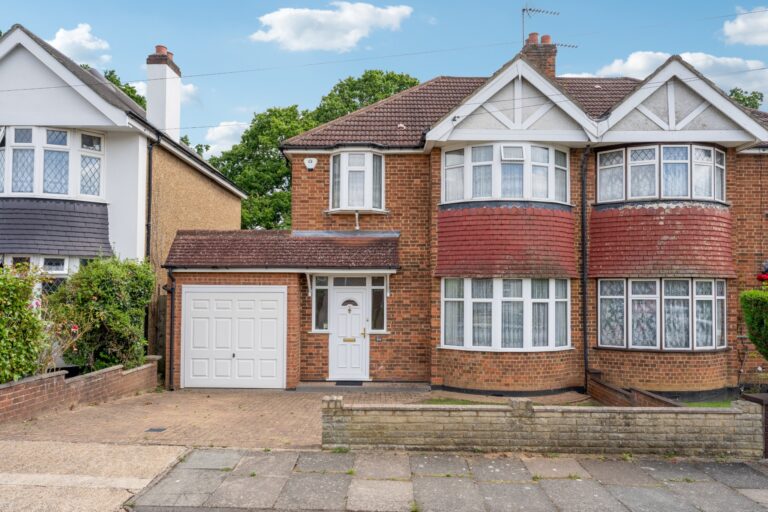 Woodford Crescent, Pinner, HA5