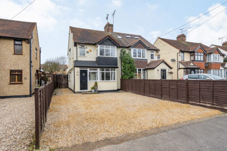 Denham Way, Maple Cross, Rickmansworth, WD3