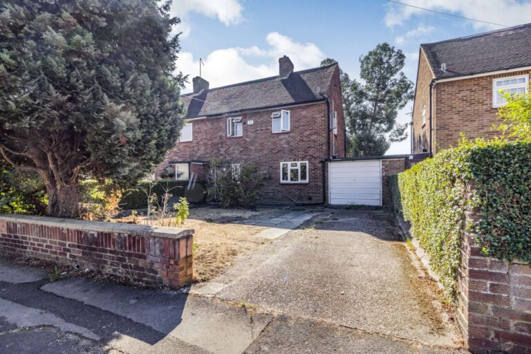 Springwell Avenue, Mill End, Rickmansworth, WD3