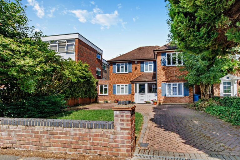 Devonshire Road, Hatch End, Pinner, HA5