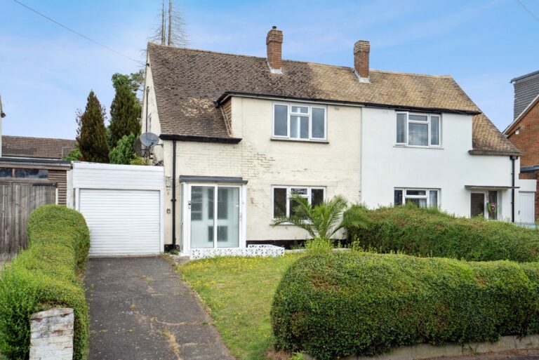 Aldbury Road, Rickmansworth, WD3