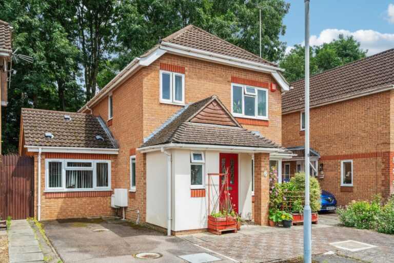 Burlington Close, Pinner, HA5