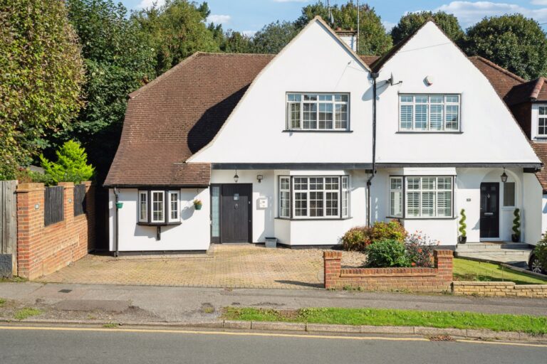 Highfield Way, Rickmansworth, WD3