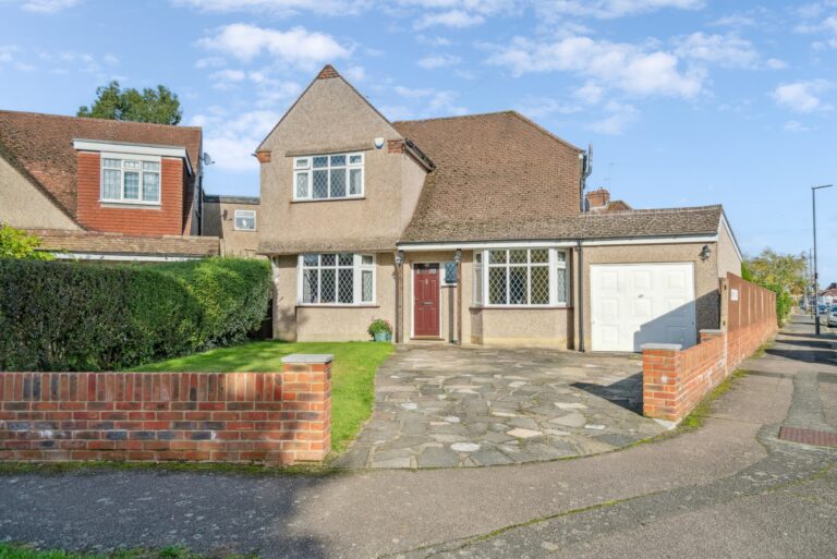 Hillcroft Avenue, Pinner, HA5