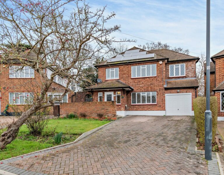 Murray Crescent, Pinner, HA5