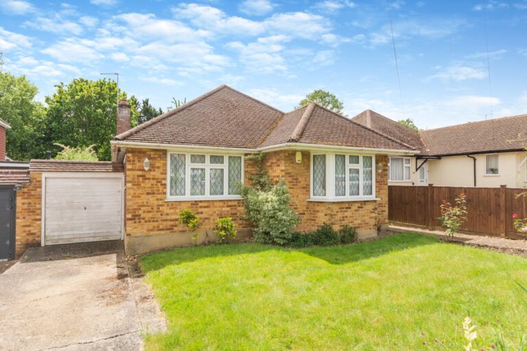 Oakington Avenue, Little Chalfont