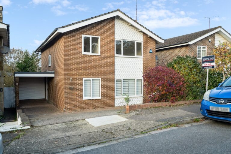 Wrenwood Way, Pinner, HA5